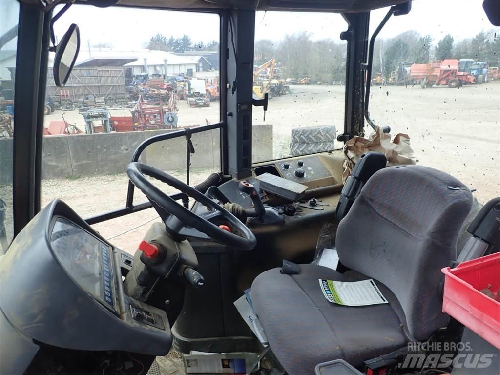 New Holland TM165 Traktoren