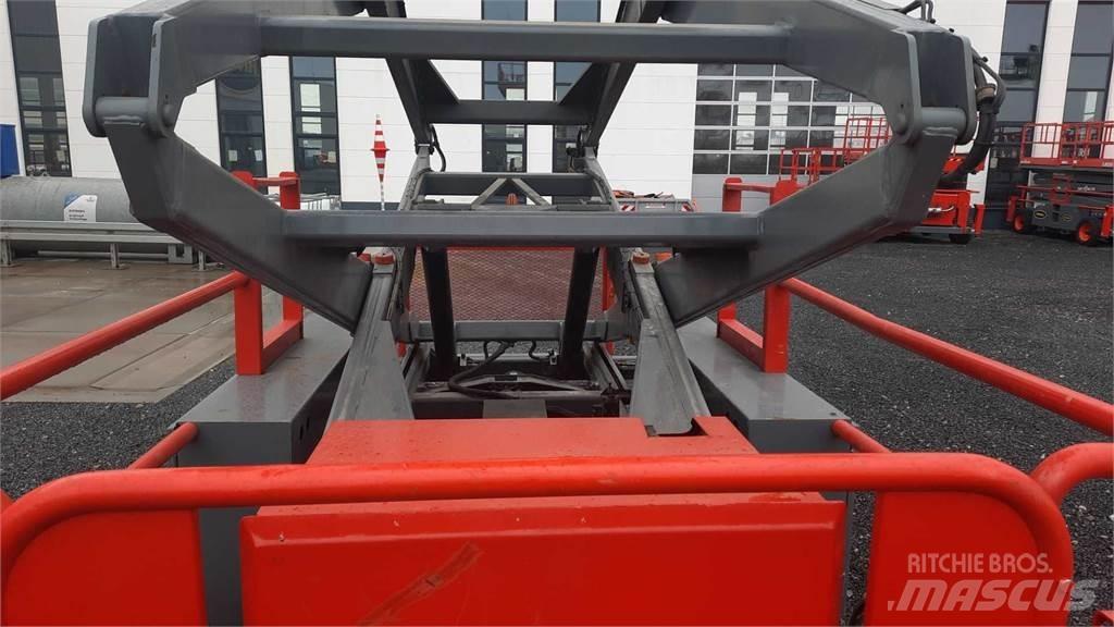 SkyJack 9250RT Scheren-Arbeitsbühnen
