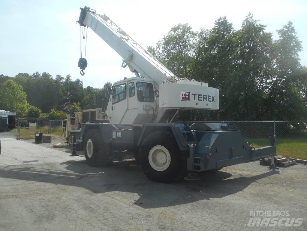 Terex RT 335 Kranen voor alle terreinen