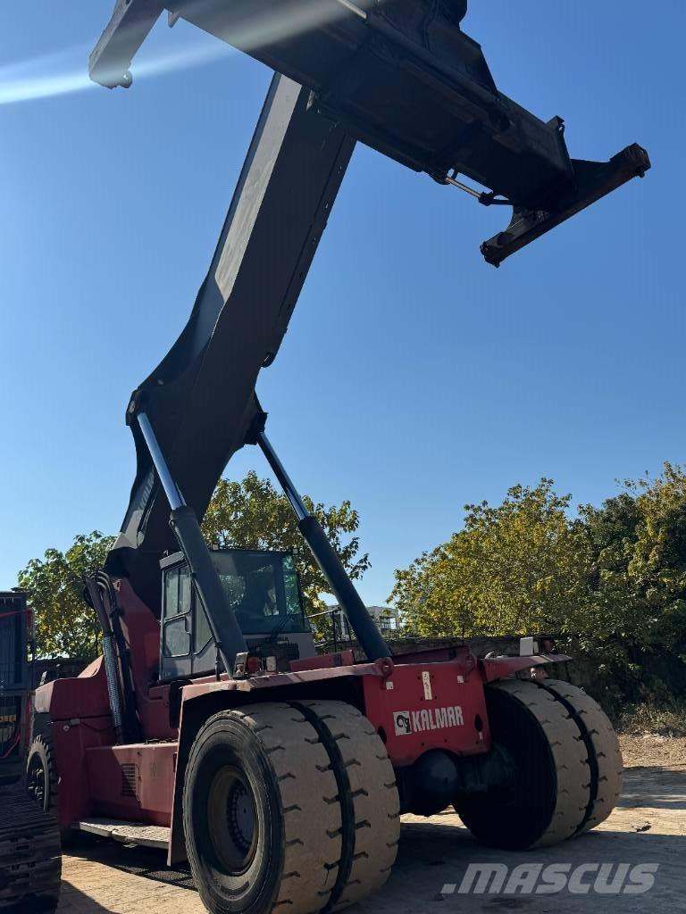  Kalma DRT450 Reach-Stacker