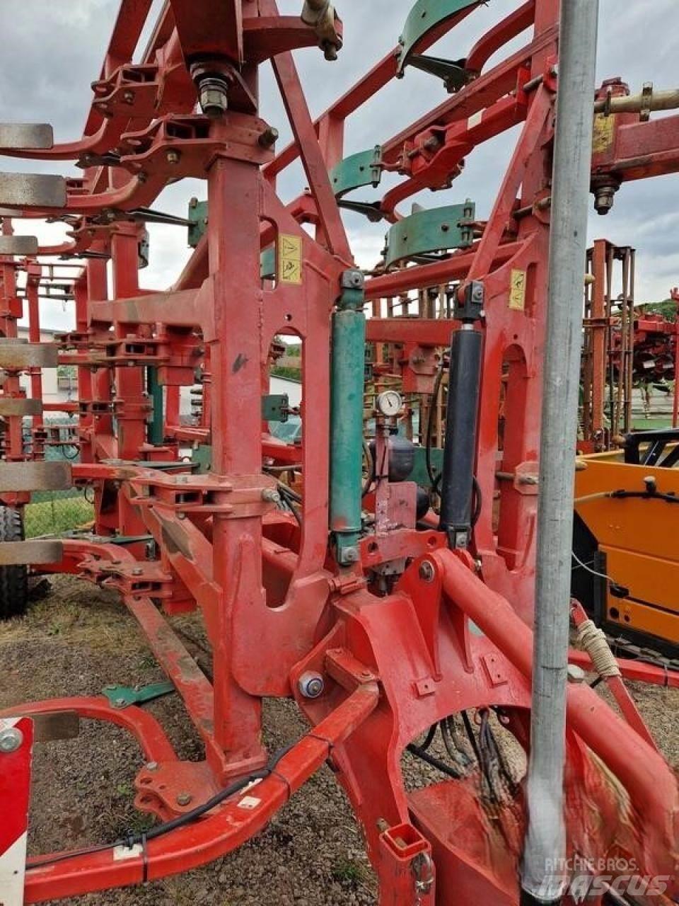 Kverneland CTC 460 Grubber