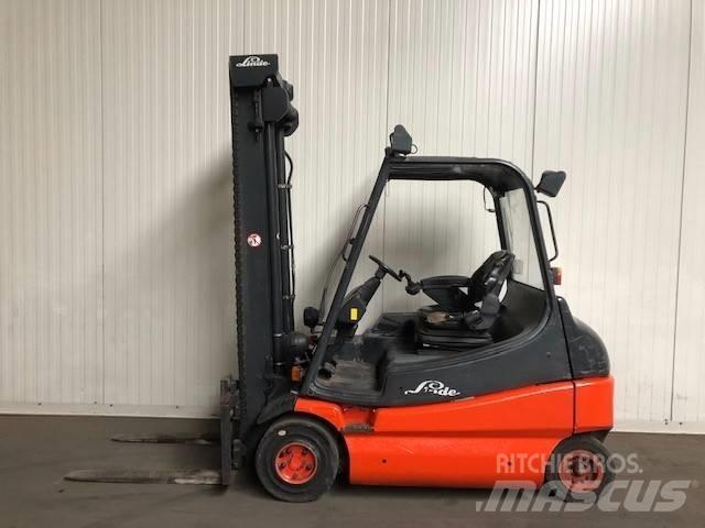 Linde E25-02 Elektrische heftrucks