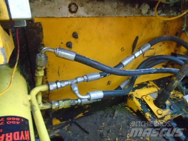 JCB 930-4 Gelenkteleskoparbeitsbühnen