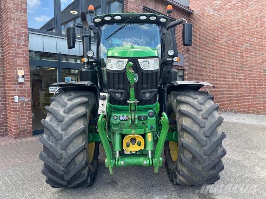 John Deere 6230R Traktoren