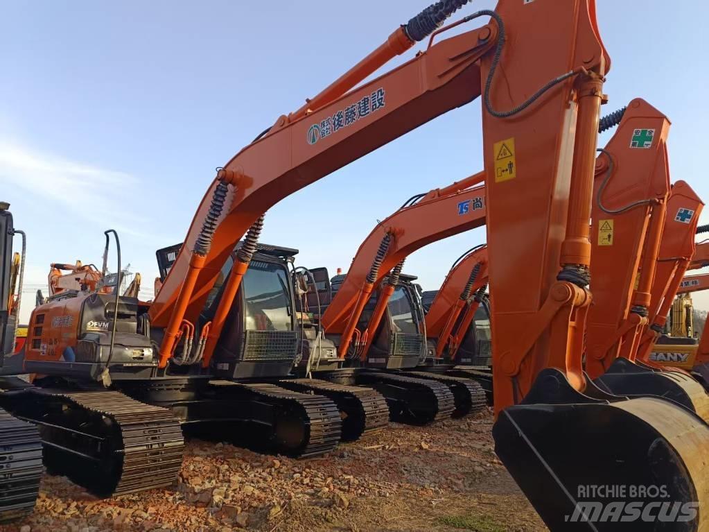 Hitachi ZX210 Raupenbagger
