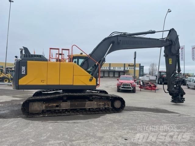 Volvo EC 250 EL Raupenbagger