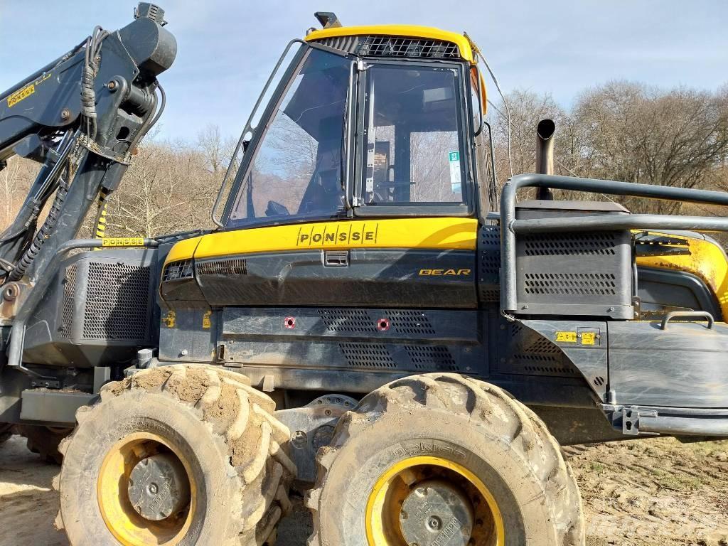 Ponsse Bear 8W Harvester
