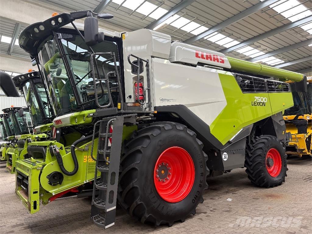 CLAAS LEXION 7500 Mähdrescher