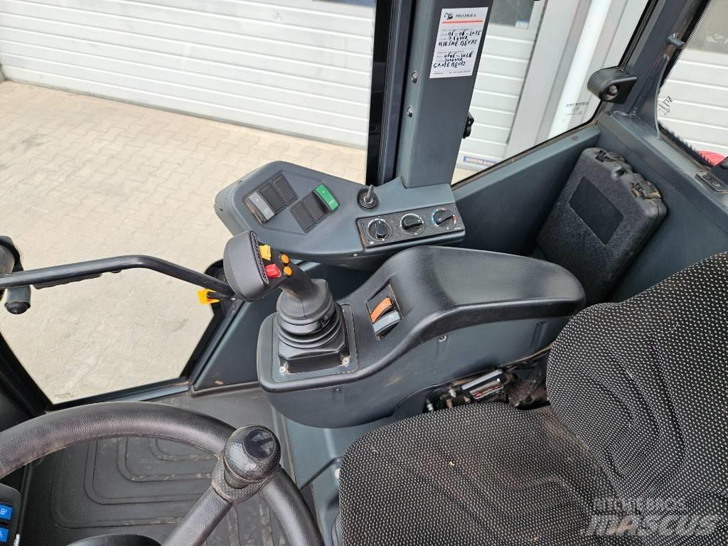 Schäffer 6680Z-II Radlader