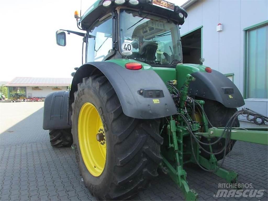 John Deere 8370R Traktoren
