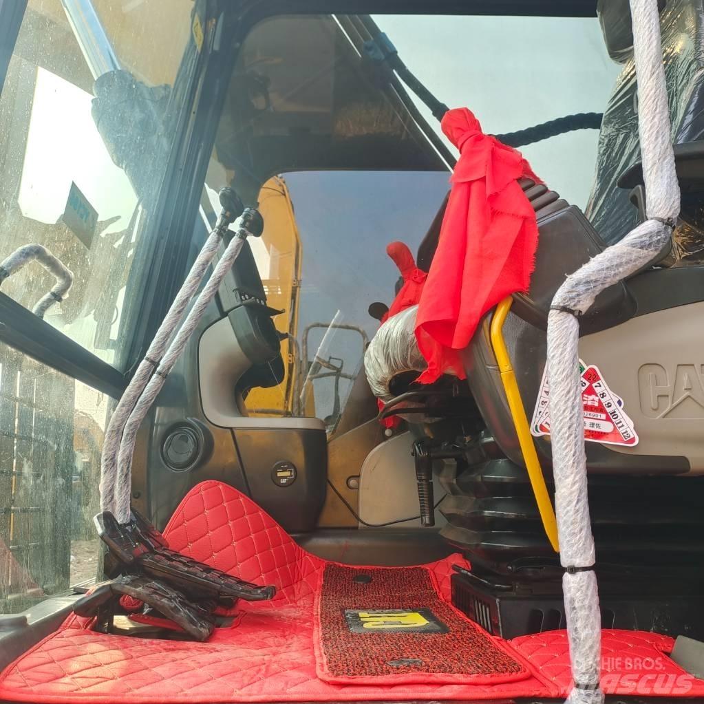CAT 320D Raupenbagger