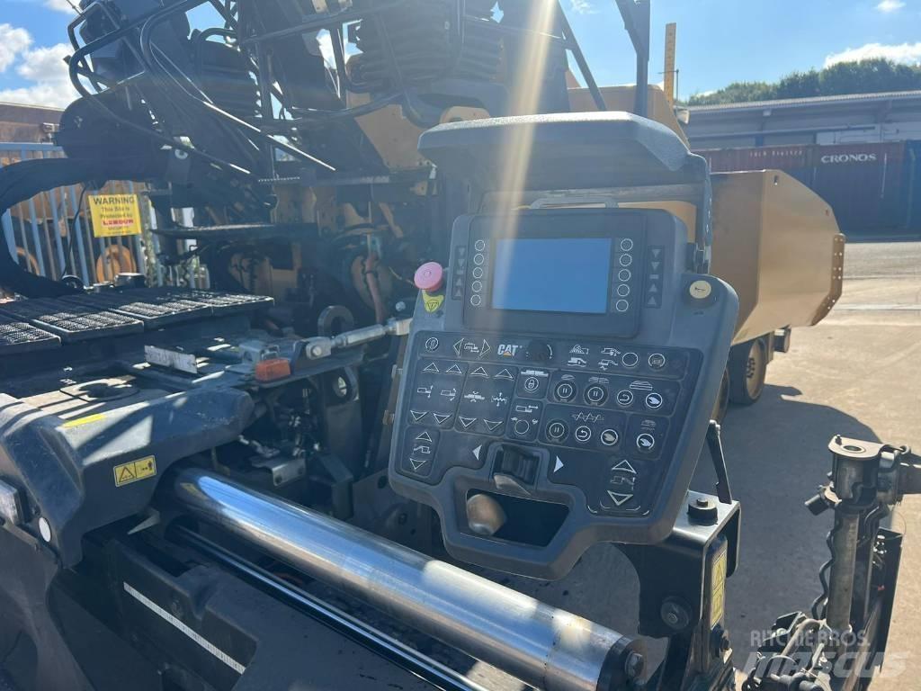 CAT AP 500 F Strassenfertiger