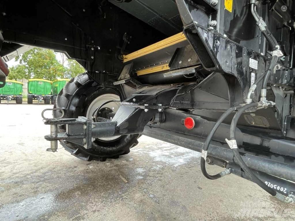 Rostselmash Nova 330 Mähdrescher