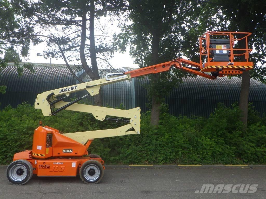 JLG M450AJ Gelenkteleskoparbeitsbühnen