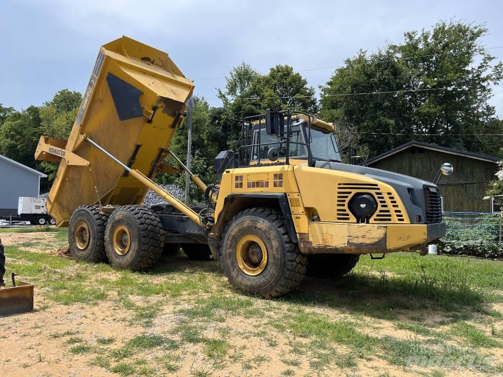 Komatsu HM 400 Dumper - Knickgelenk