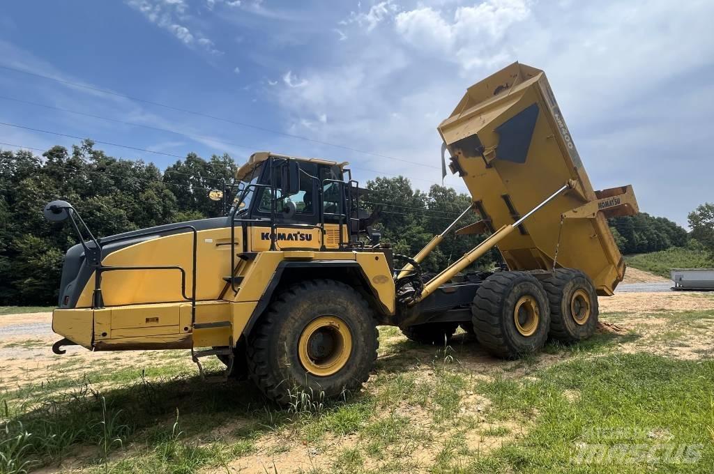 Komatsu HM 400 Dumper - Knickgelenk