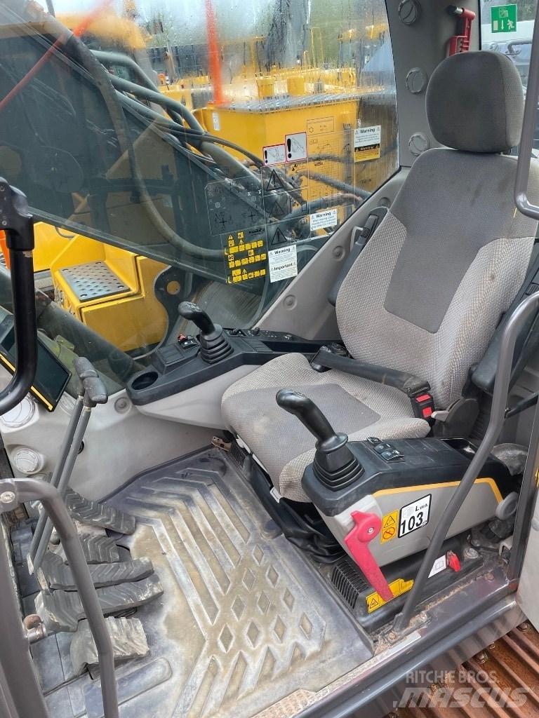 Volvo EC250EL Raupenbagger