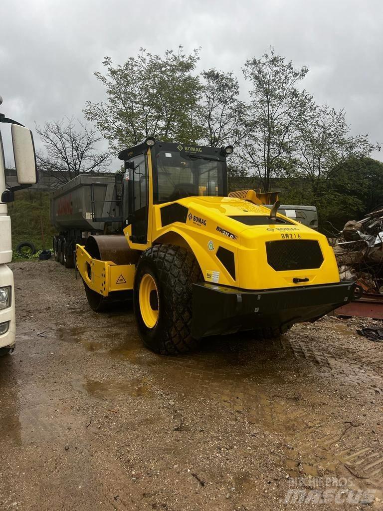 Bomag BW211 D5 Walzenzüge