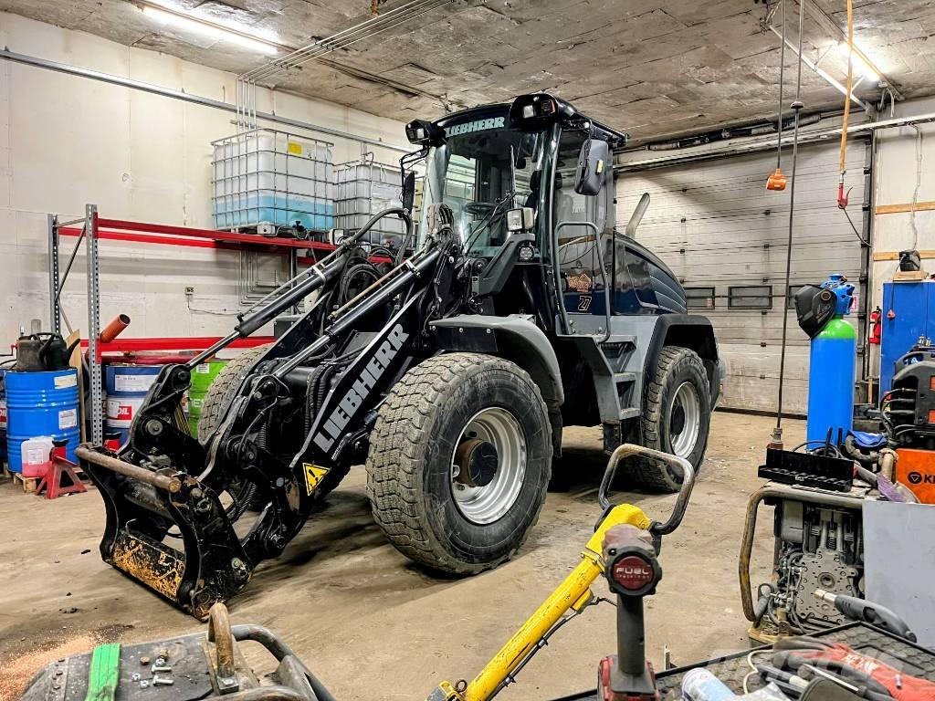 Liebherr L 524 Radlader