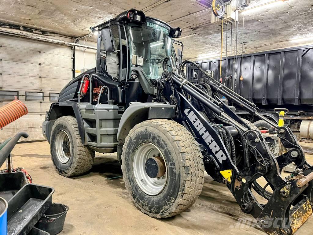 Liebherr L 524 Radlader