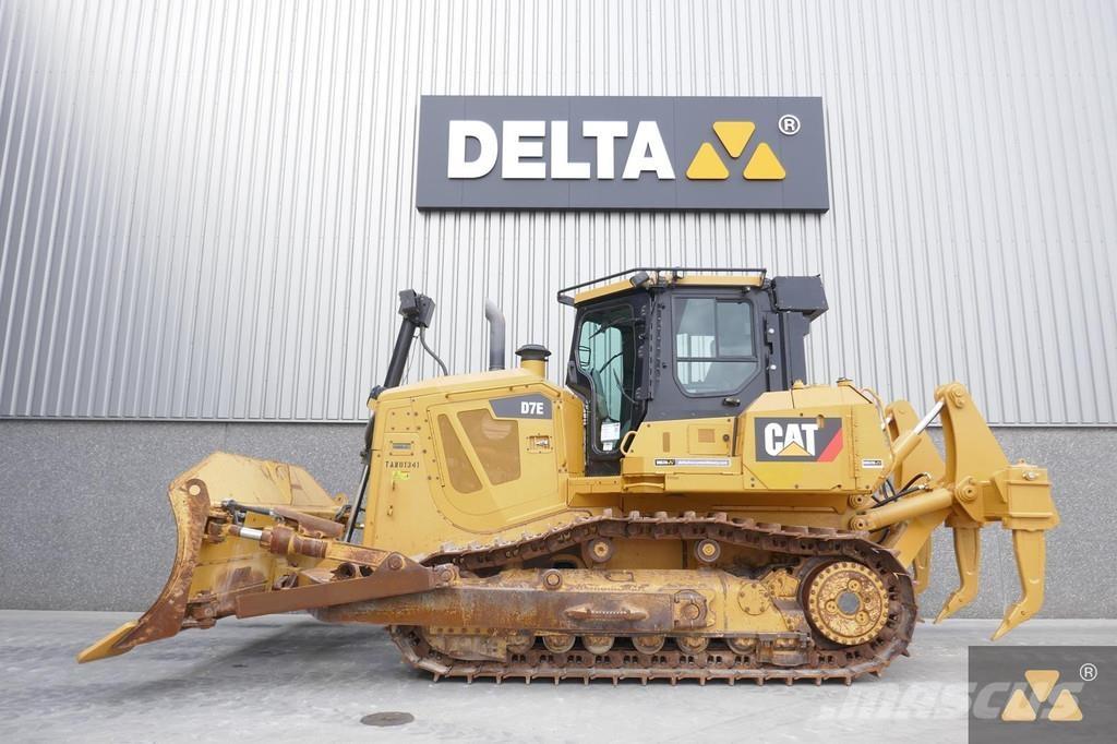 CAT D7E Bulldozer