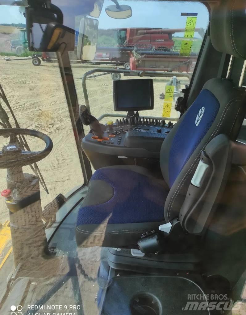 New Holland CR 8.90 Mähdrescher
