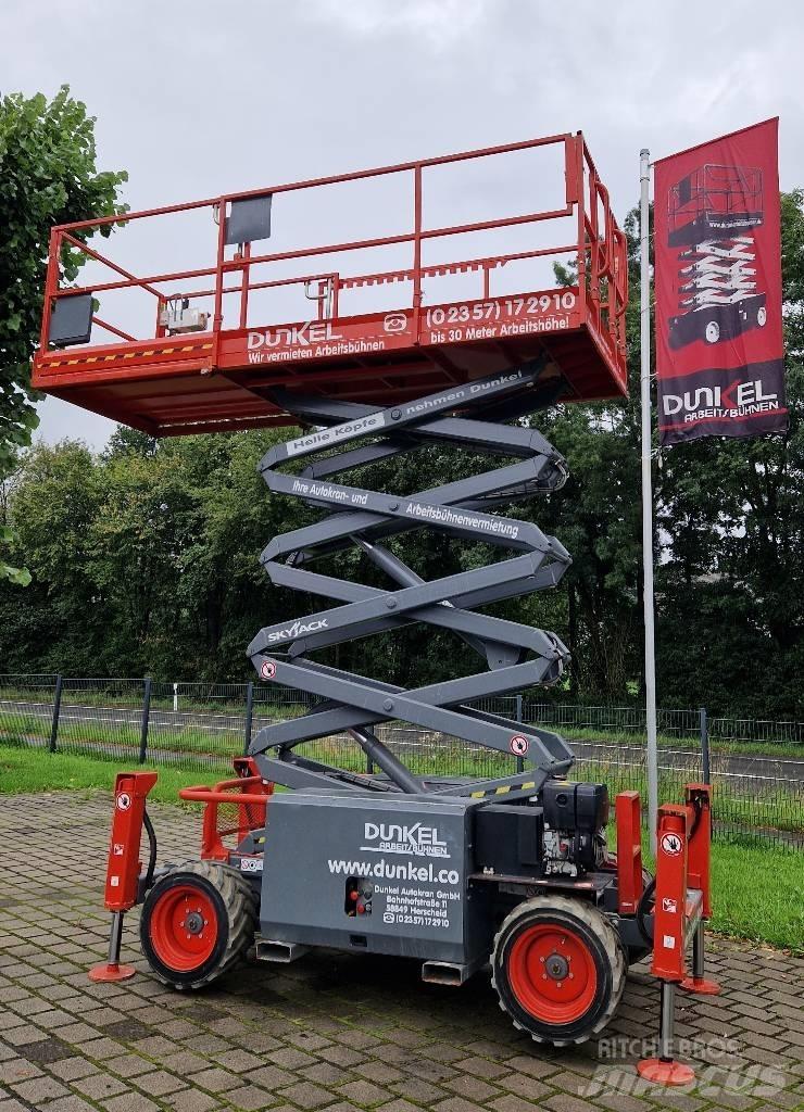 SkyJack SJ68832 RTE Scheren-Arbeitsbühnen