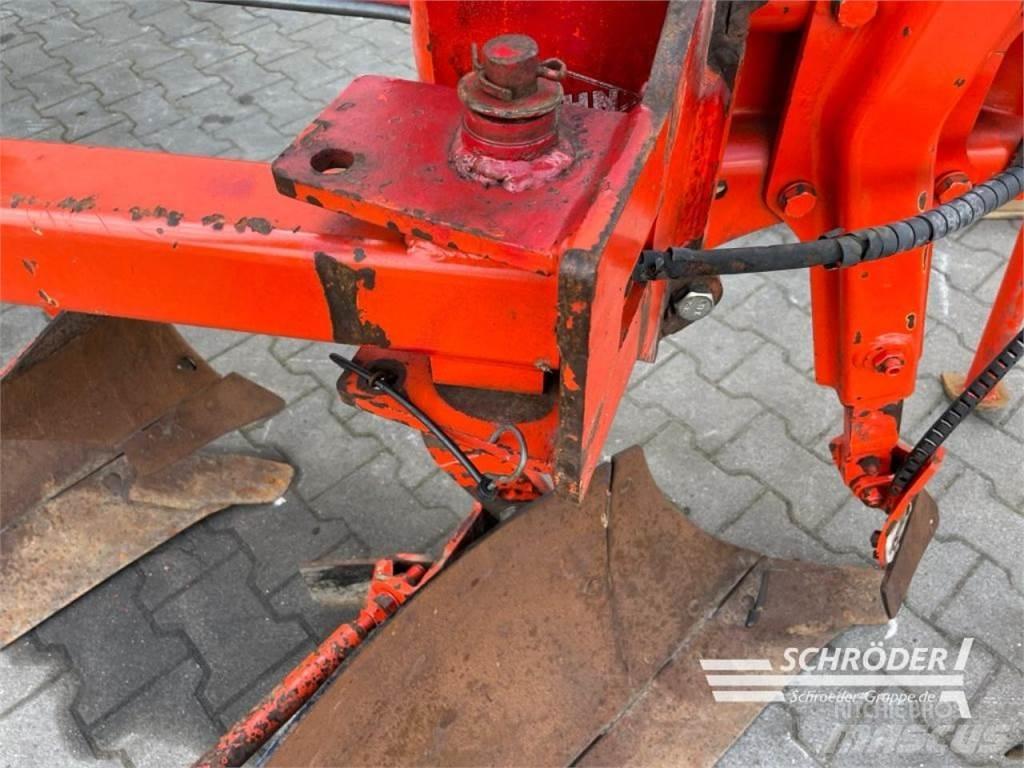 Kuhn MULTI 12 Wendepflüge