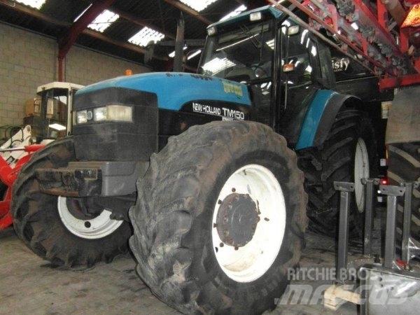 New Holland TM 150 Traktoren