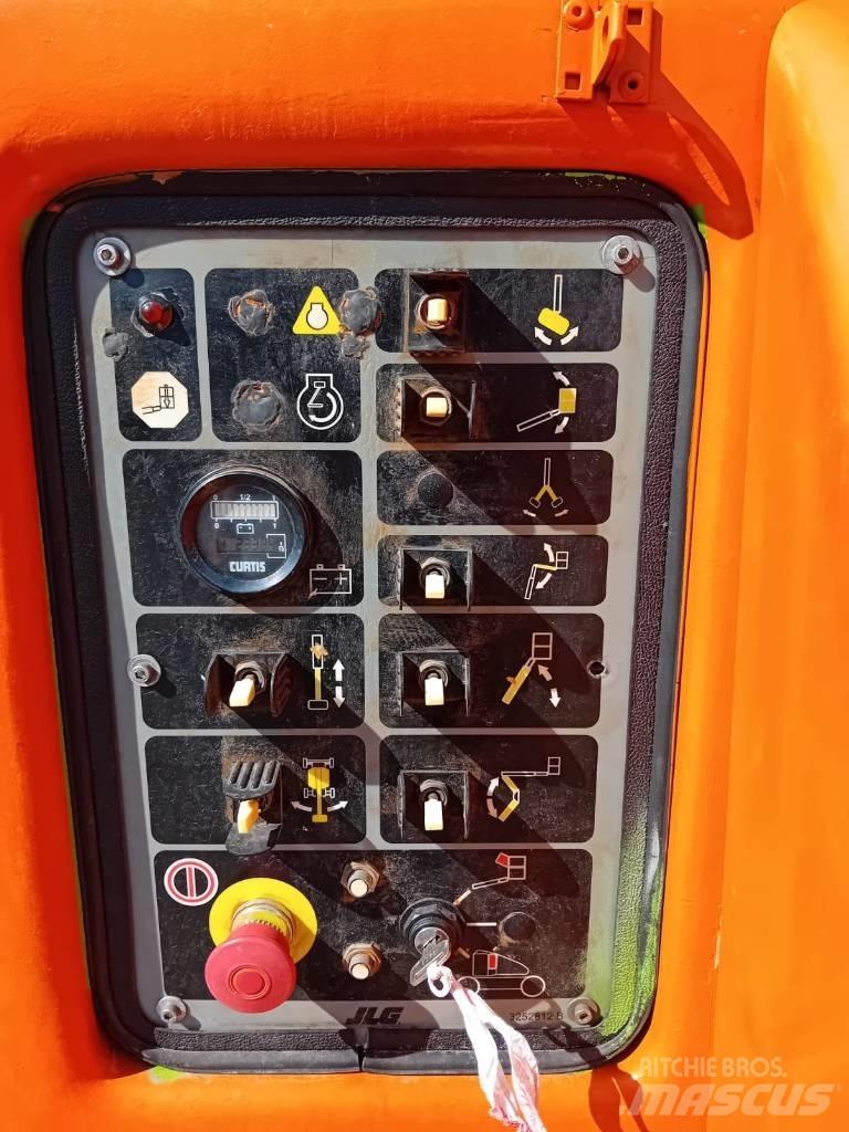 JLG E 450 AJ Gelenkteleskoparbeitsbühnen