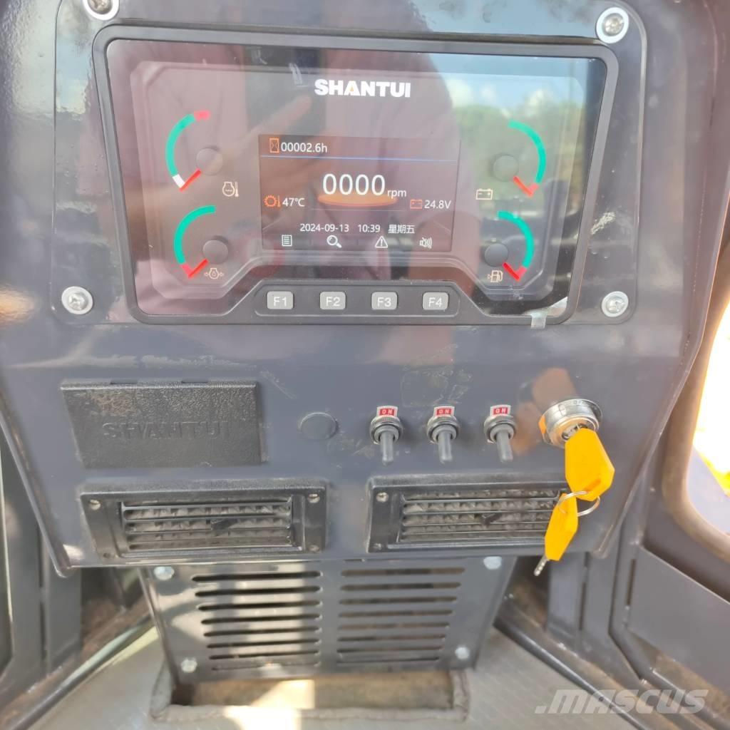 Shantui SD 32 Bulldozer