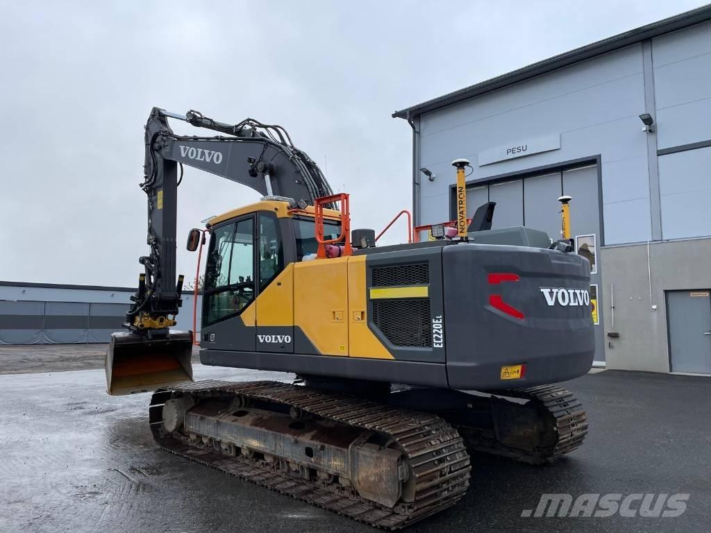 Volvo EC 220 E Raupenbagger