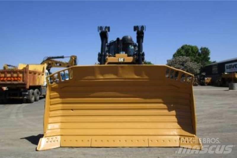CAT D8R Bulldozer