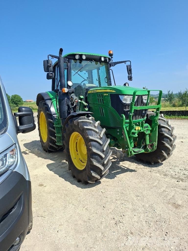 John Deere 6110M Traktoren