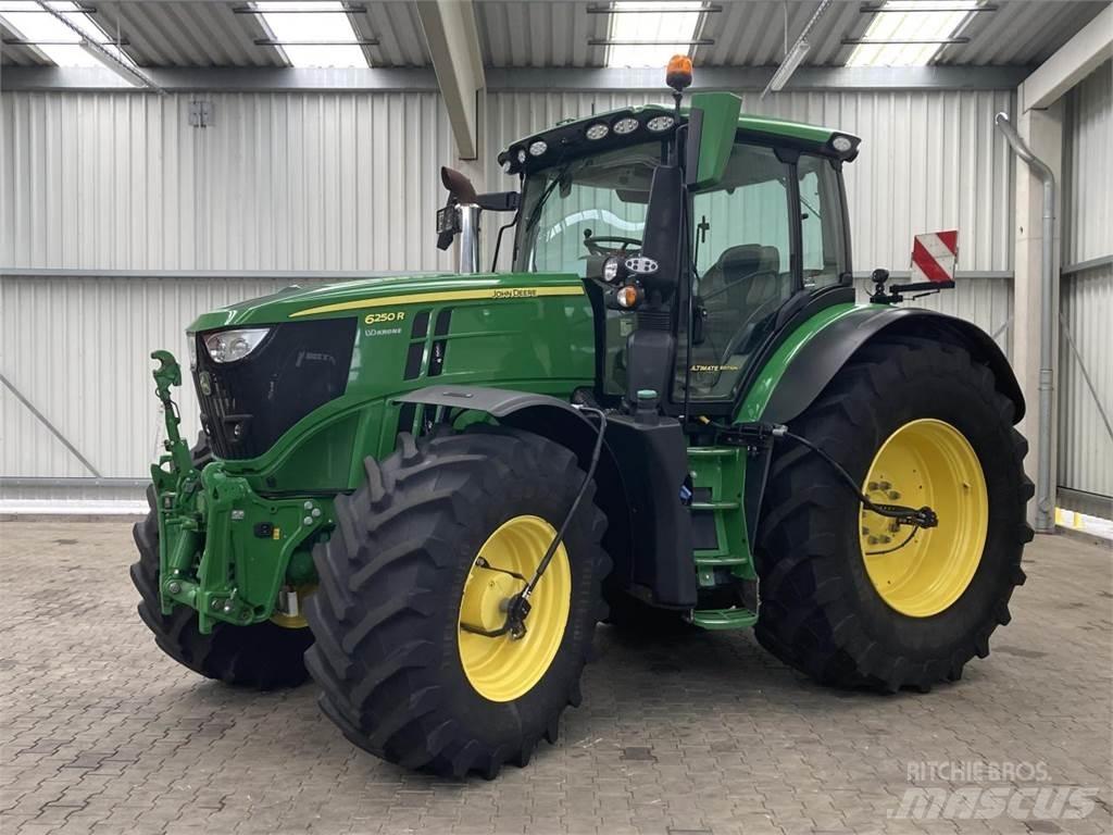John Deere 6250R Traktoren