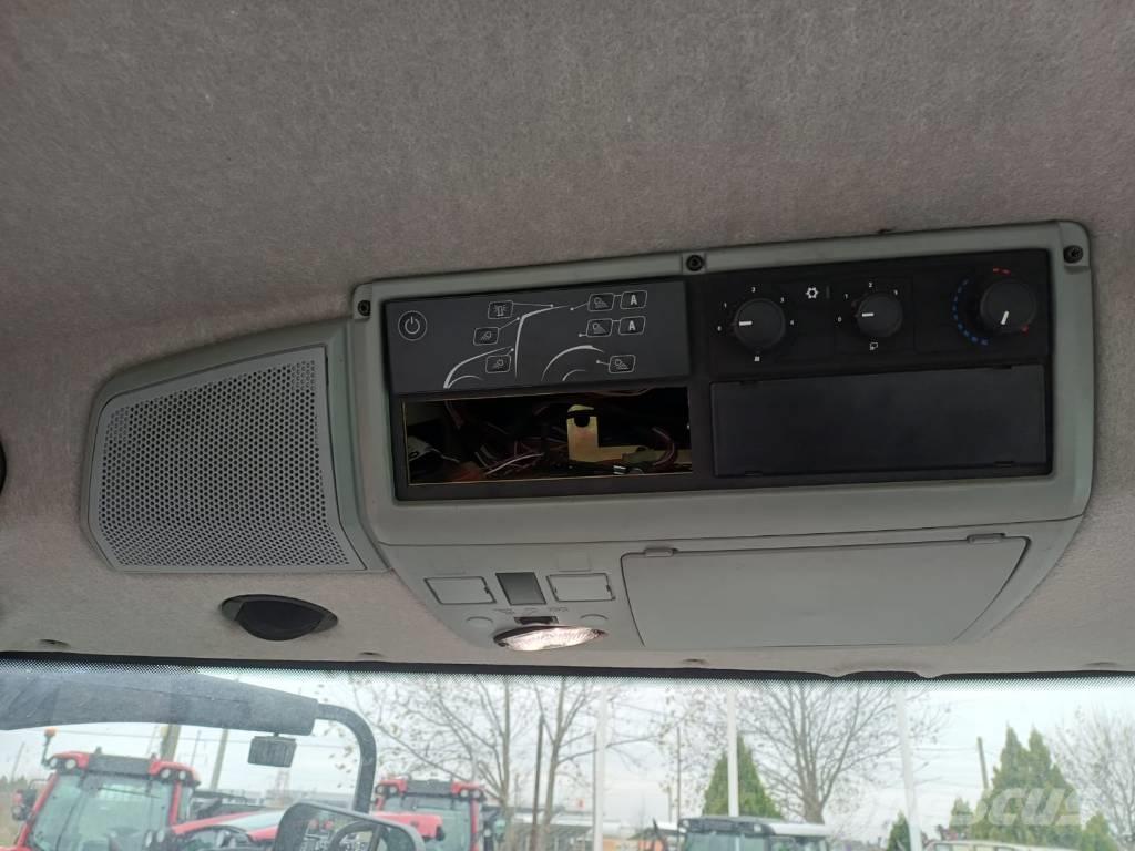 Valtra T 234 Traktoren