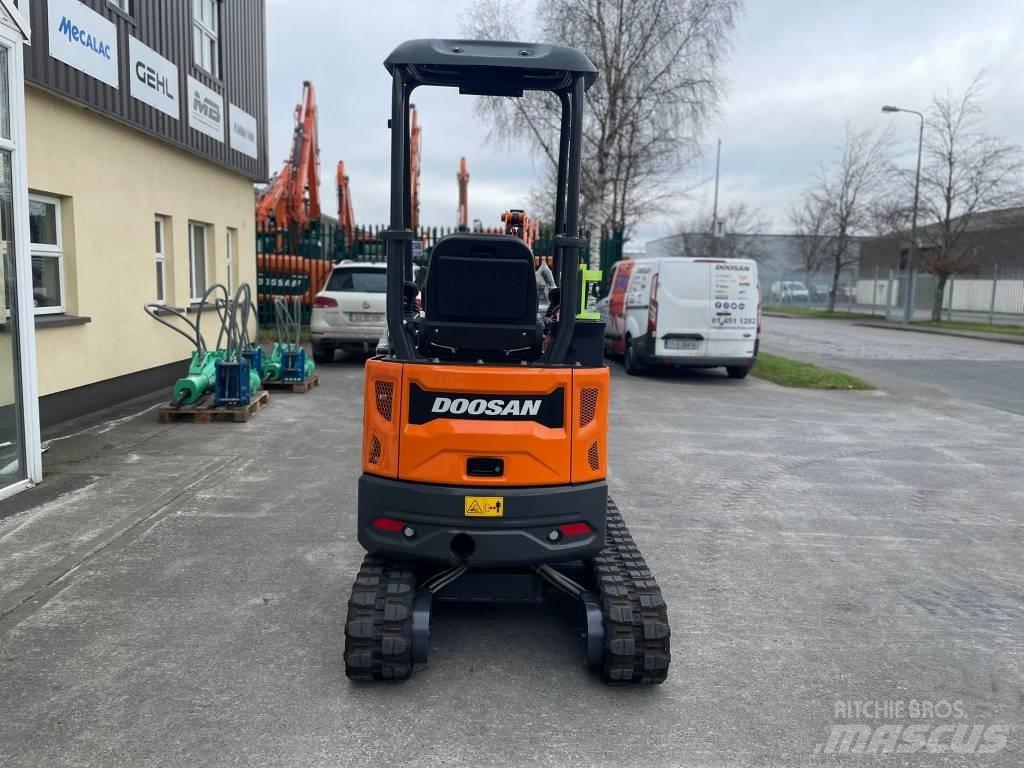 Develon DX 20 Z-7 Minibagger < 7t
