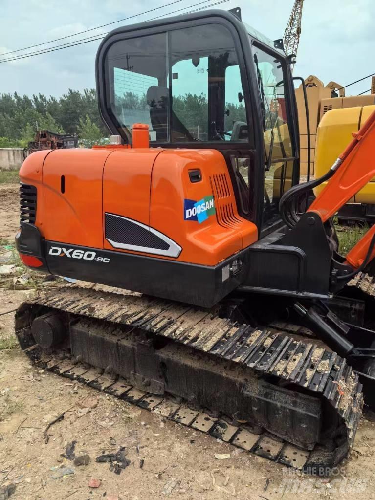 Doosan DX 60 Raupenbagger