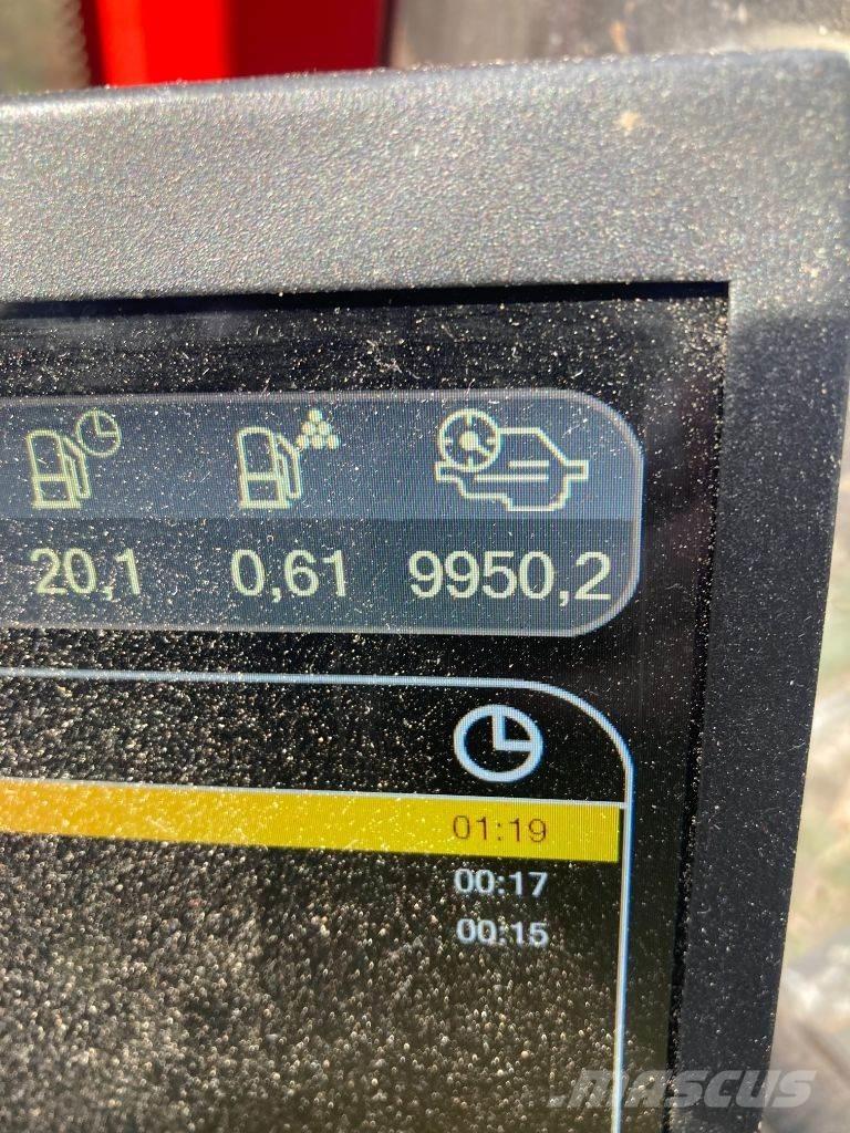 Komatsu 951 / S132 Harvester