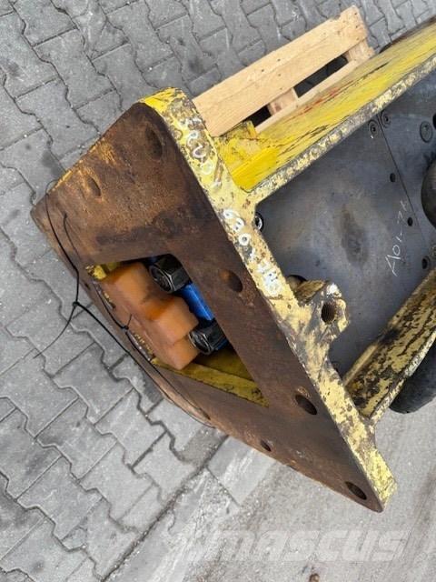 Soosan 121 Breaker Hammer / Brecher