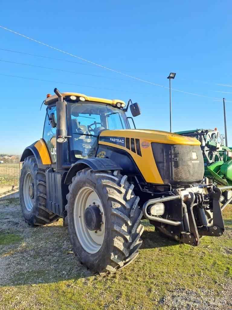 JCB Fastrac 8250 Traktoren