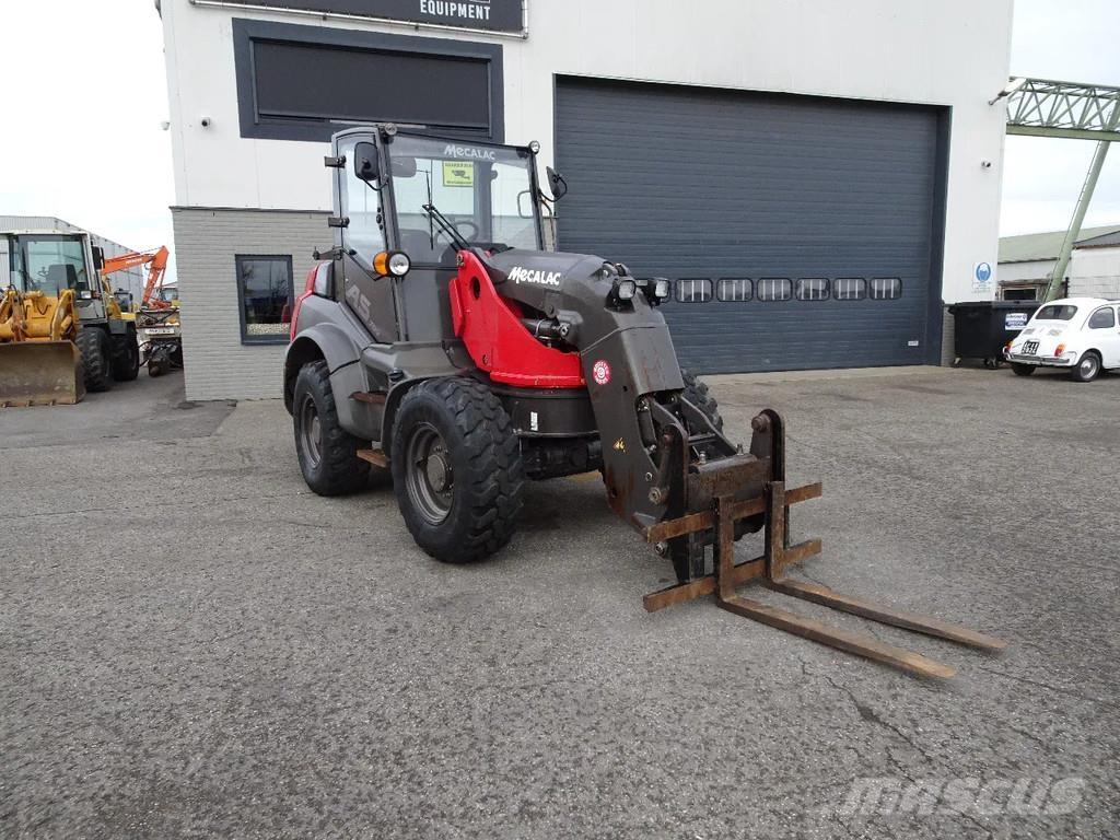 Mecalac AS700 Radlader