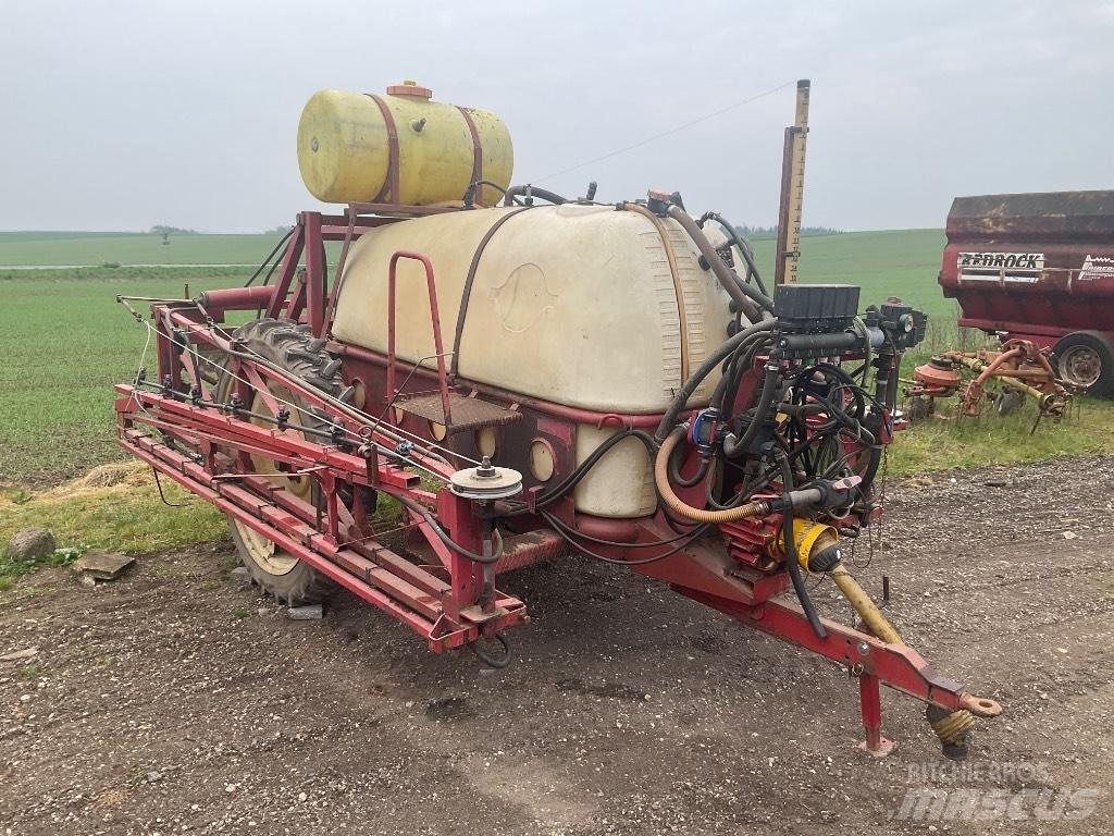 Hardi 2400 Anhängespritzen