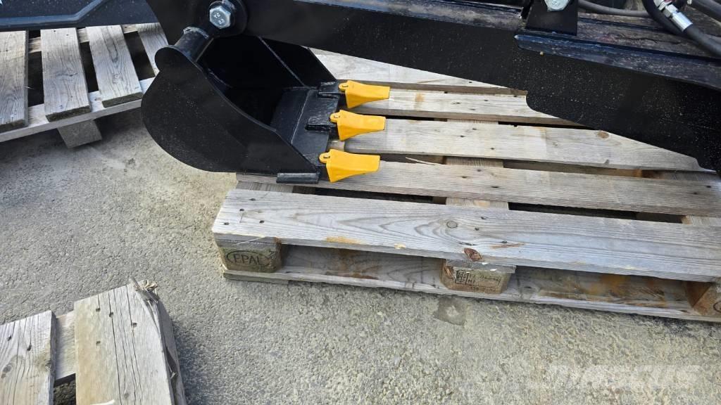  Grävarm Avant bobcat Kompaktlader