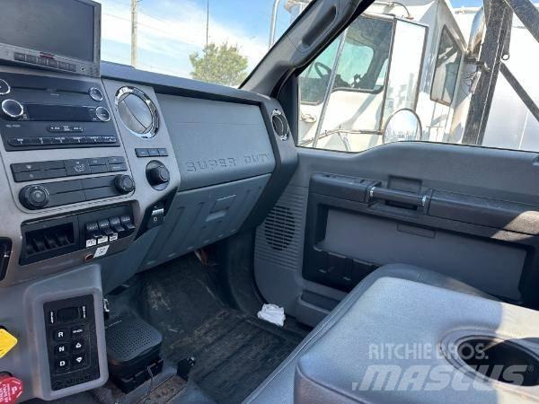 Ford F 750 Müllwagen