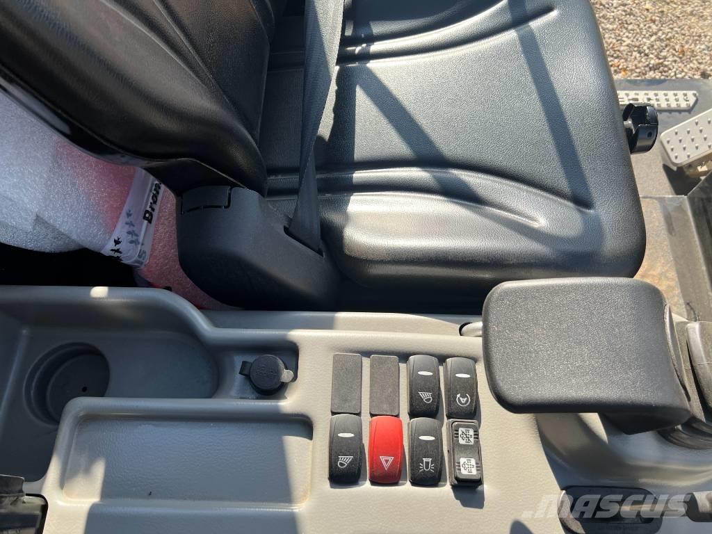 JCB 403 Plus Minilader