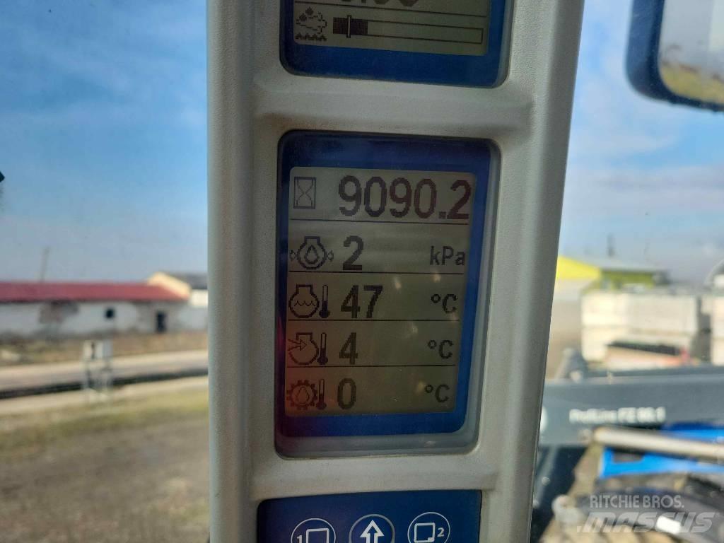 New Holland T 8.360 Traktoren
