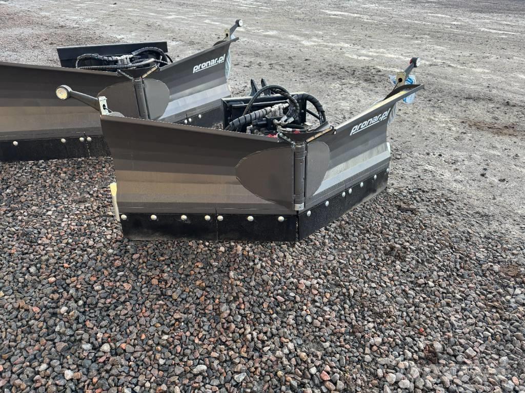 Pronar PUV 1800 M Schneeschilde und -pflüge