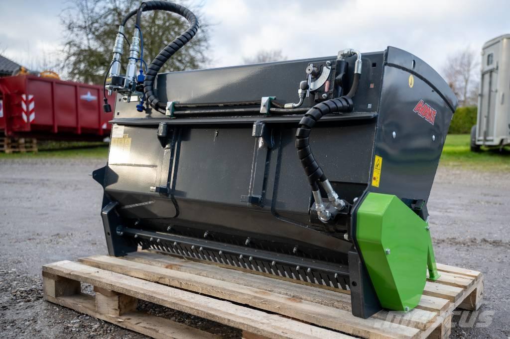 Avant Saltspreder Sonstige Kommunalmaschinen