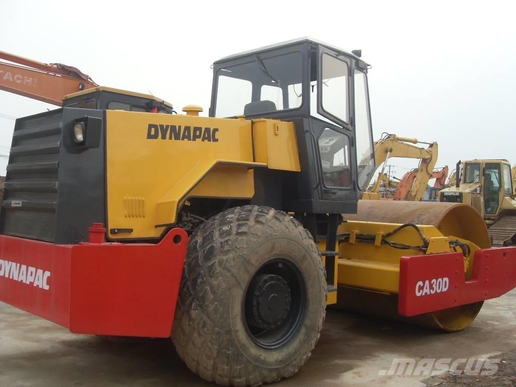 Dynapack CA 30 D Walzenzüge